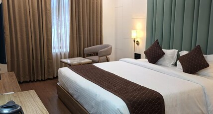 Heavens Garden Empire Room Type - Deluxe Room