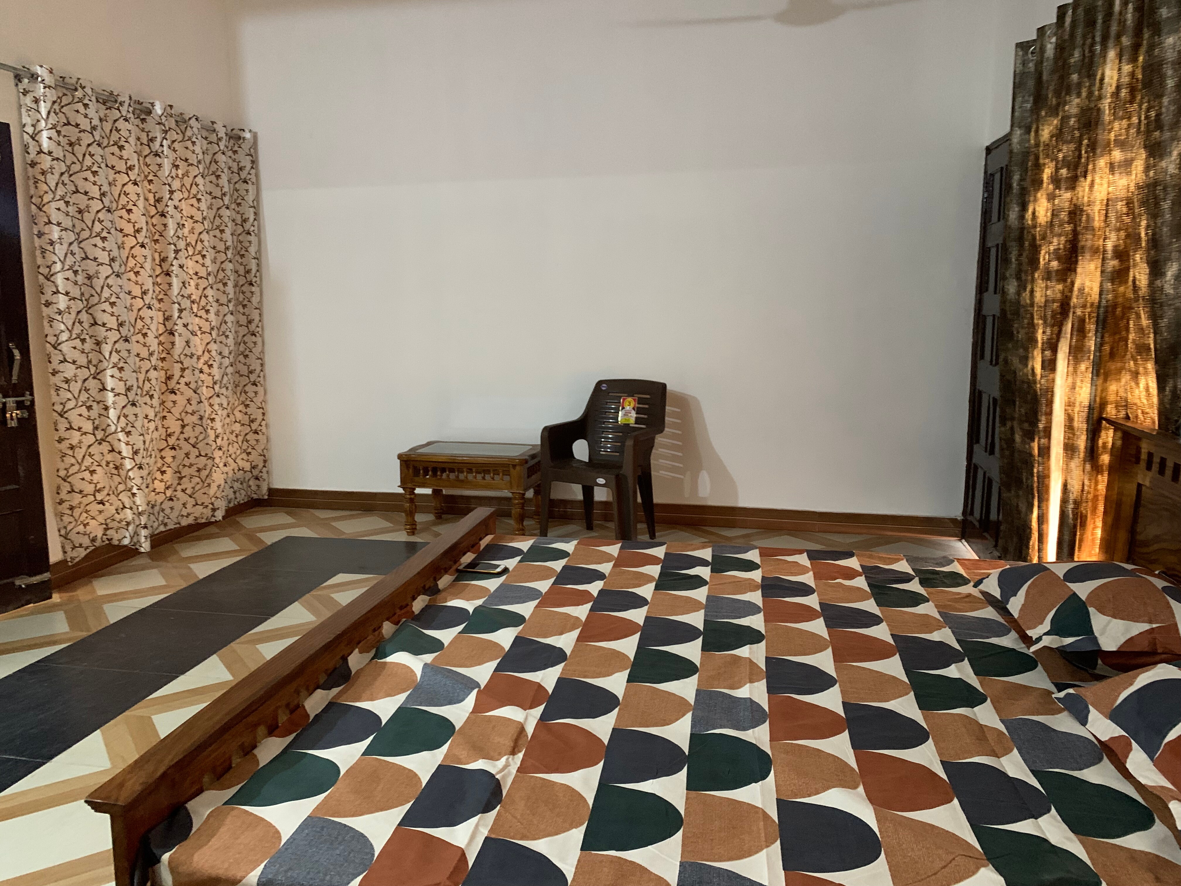 Divine - Tap to explore photos