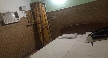 HOTEL SHREE UTTAM PALACE Room Type - Ac Room