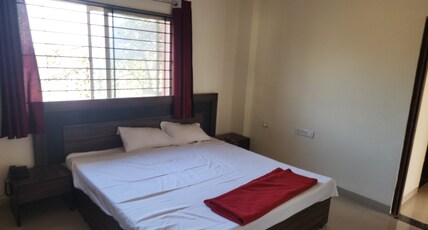 MIDWAY TREAT DHAR Room Type - STANDARD