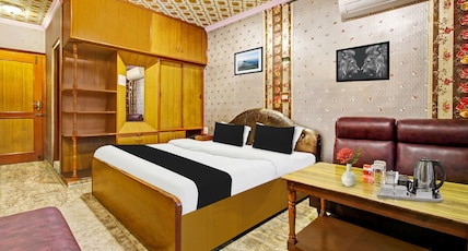 Hotel O Residency Road Srinagar Room Type - Classic with Balcony