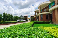 Dakshinayana Resort And Resturant