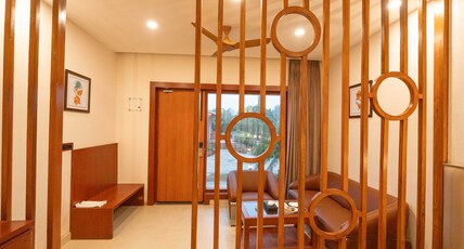 The Corbett Sapphire Room Type - Luxury Family Suit