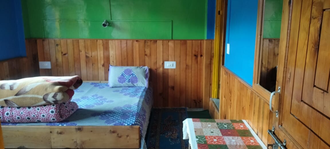 JJ View Homestay - Tap to explore photos