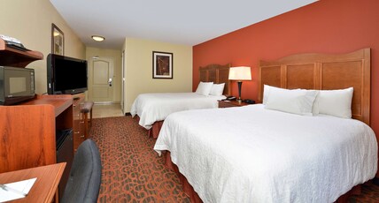 Hampton Inn by Hilton OTTUMWA Room Type - 2 QUEEN BEDS NONSMOKING