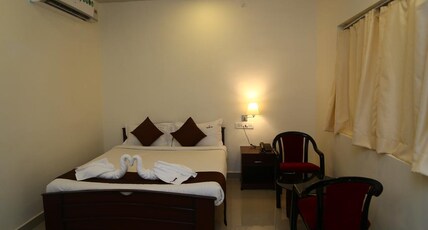 Varuna Inn Banquets & Resort Room Type - DELUXE