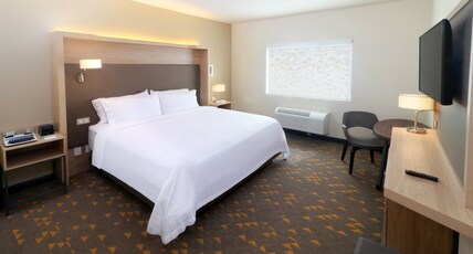 Holiday Inn Ciudad Juarez Room Type - 1 King Standard Accessible Holiday Inn Ciudad Juarez Room Type - 1 King Standard Accessible