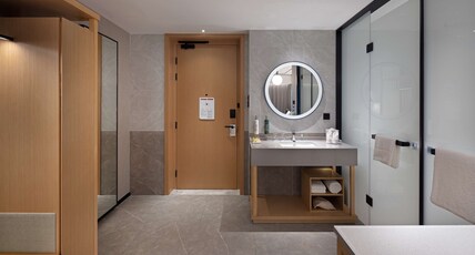Hilton Garden Inn Zigong High-Tech Zone Room Type - KING GUEST ROOM