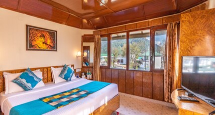 Himgiri Resort n Spa by Shree Hari Hotels Room Type - Superior Double (No Balcony - Heater charges payable at hotel) Himgiri Resort n Spa by Shree Hari Hotels Room Type - Superior Double (No Balcony - Heater charges payable at hotel)