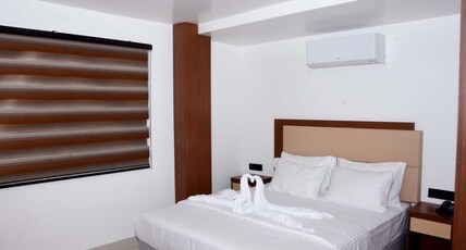 GEM CONTINENTAL Room Type - STANDARD AC