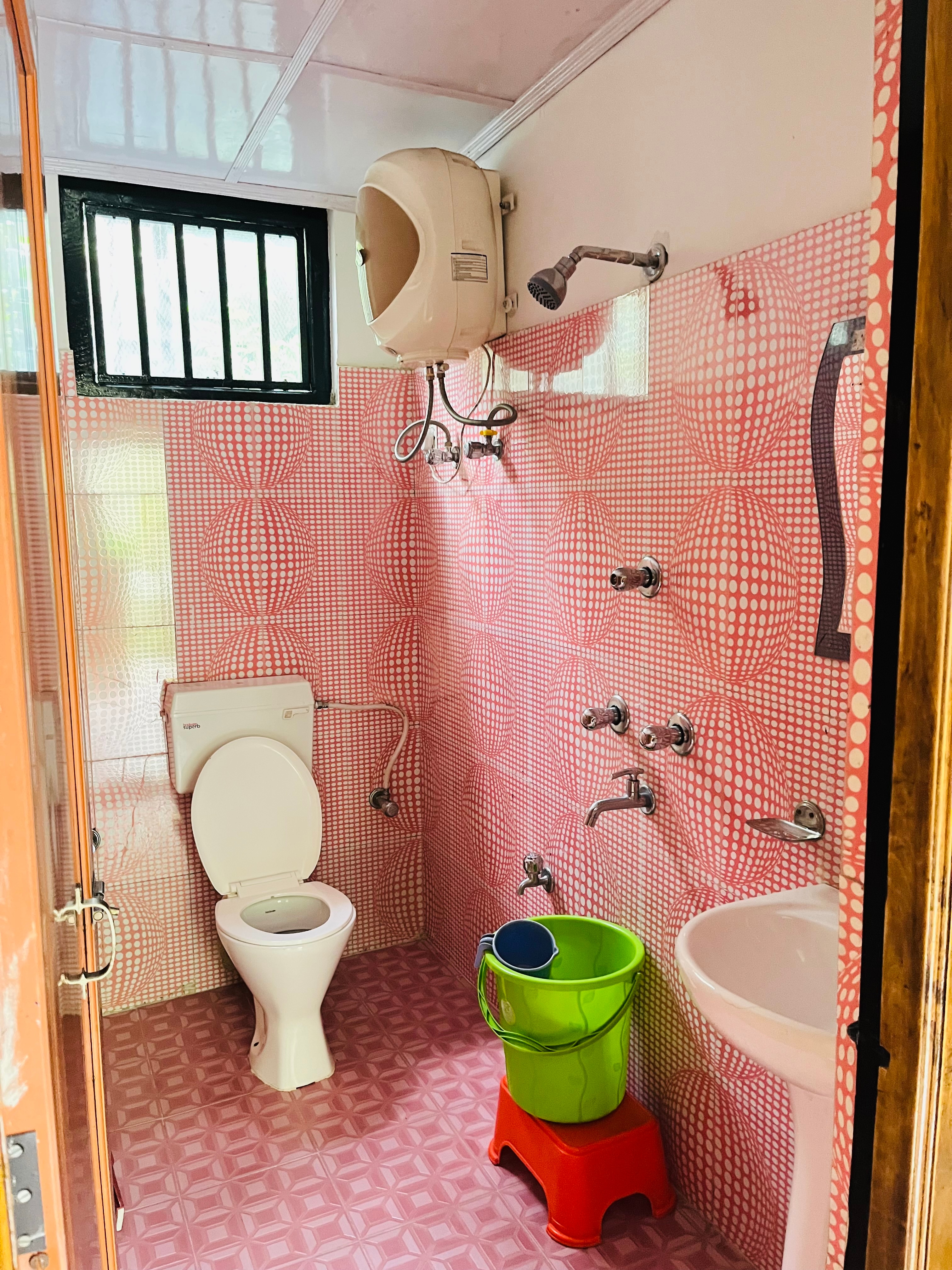 Limboo Homestay - Tap to explore photos