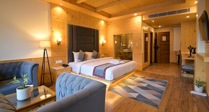The Ravasa Room Type - Luxury Royal Suite