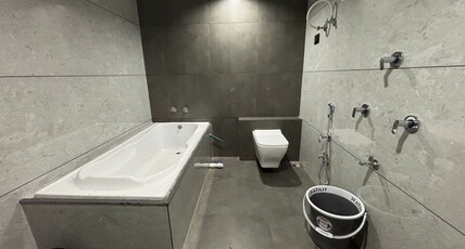 Hotel Soya Room Type - Luxury Suite Bed Room With Relaxation Bathtub