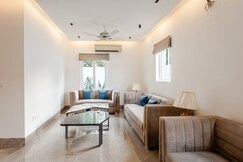 Rooms of Villa in the Heart of Gr Noida near Golf Course