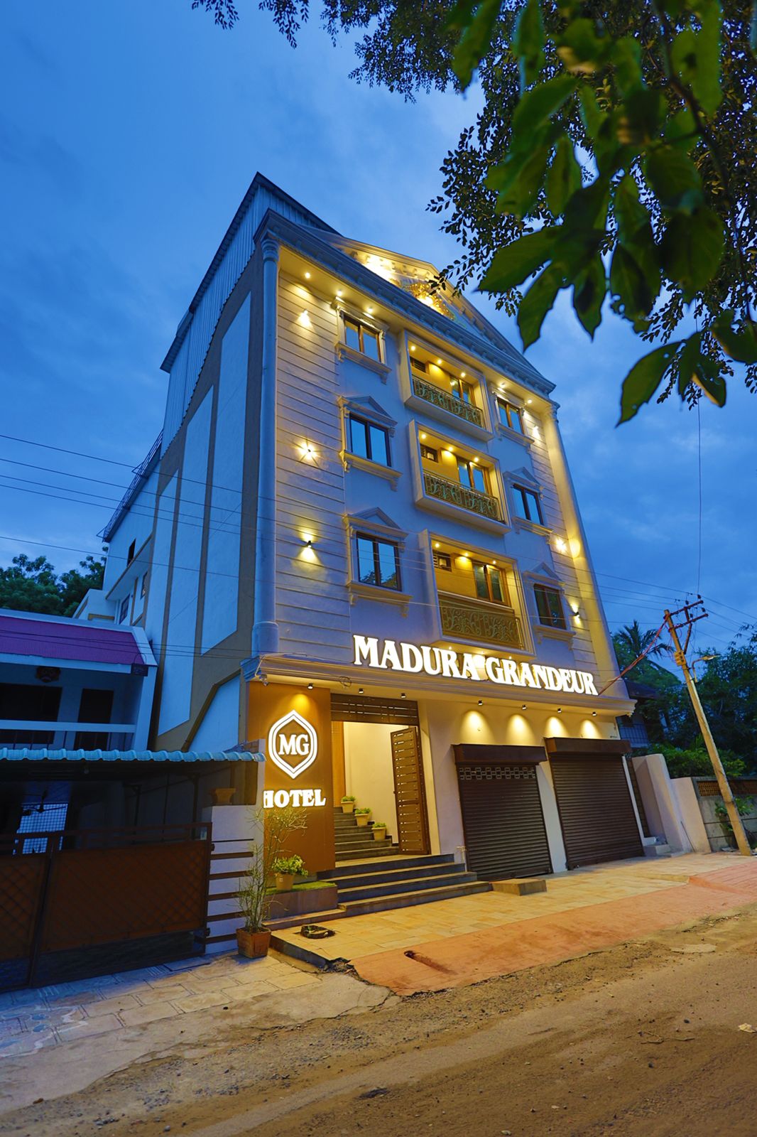 MADURA GRANDEUR - Tap to explore photos