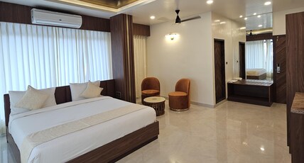Hotel Signature Room Type - Junior Suite