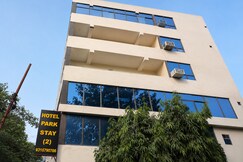 Hotel Park Stay 2 - Near Noida 15 Metro Station