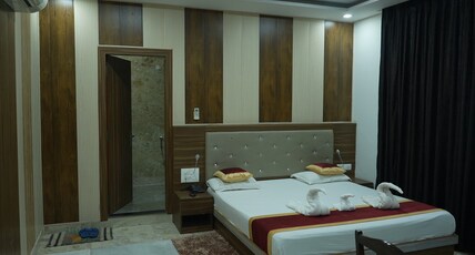 hotel holiday fun resort Room Type - Deluxe