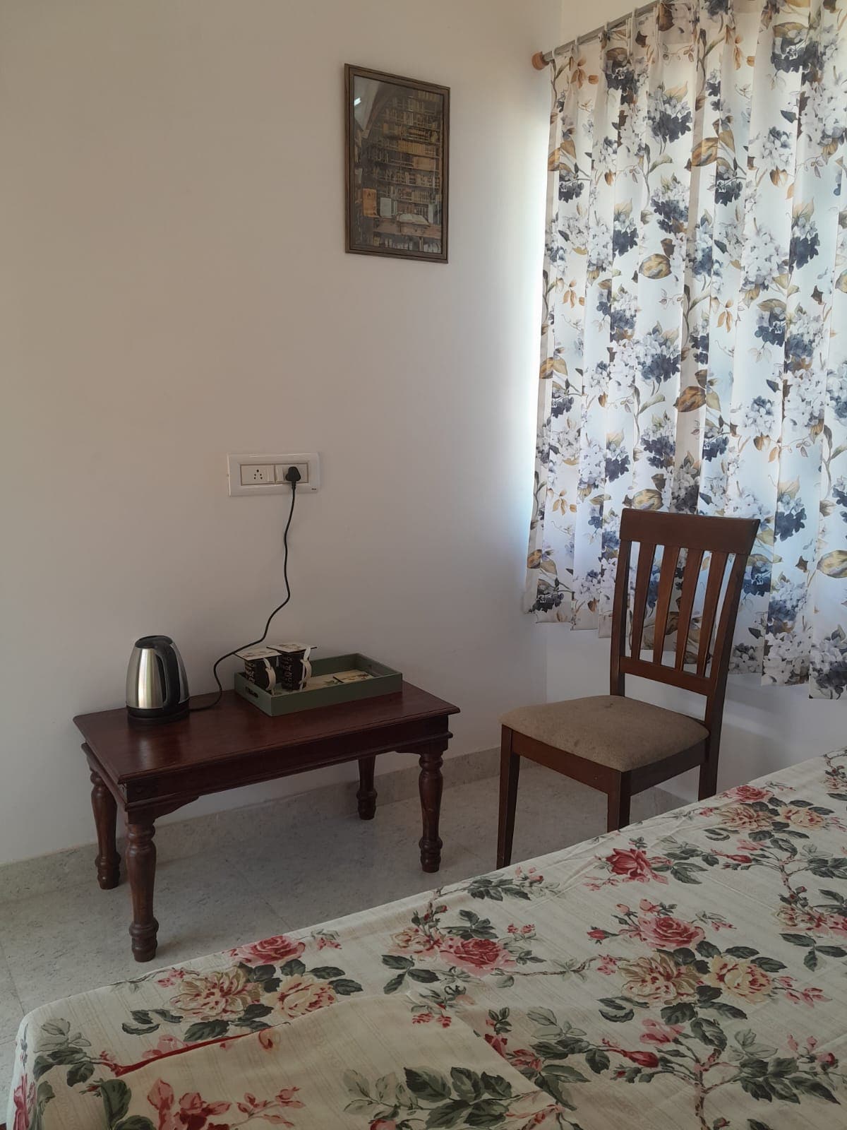 U-Turn Homestay - Tap to explore photos