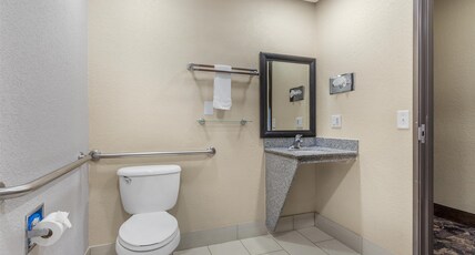 Best Western Plus Yukon Room Type - Accessible - 2 Queen, Mobility Accessible, Roll In Shower, Microwave And Refrigerator, Non-Smoking, Best Western Plus Yukon Room Type - Accessible - 2 Queen, Mobility Accessible, Roll In Shower, Microwave And Refrigerator, Non-Smoking,