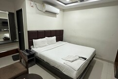 HOTEL VR ASHOKA GRAND