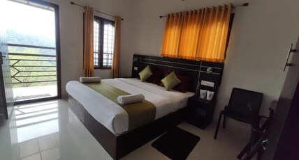 BREEZE VALLEY Room Type - DELUXE WITH BALCONY ROOMS