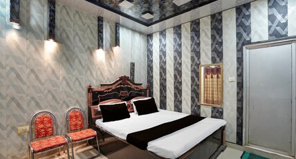 Super Hotel O Sultanpur Railway Junction Formerly Sanskar Marriage Lawan Room Type - Deluxe