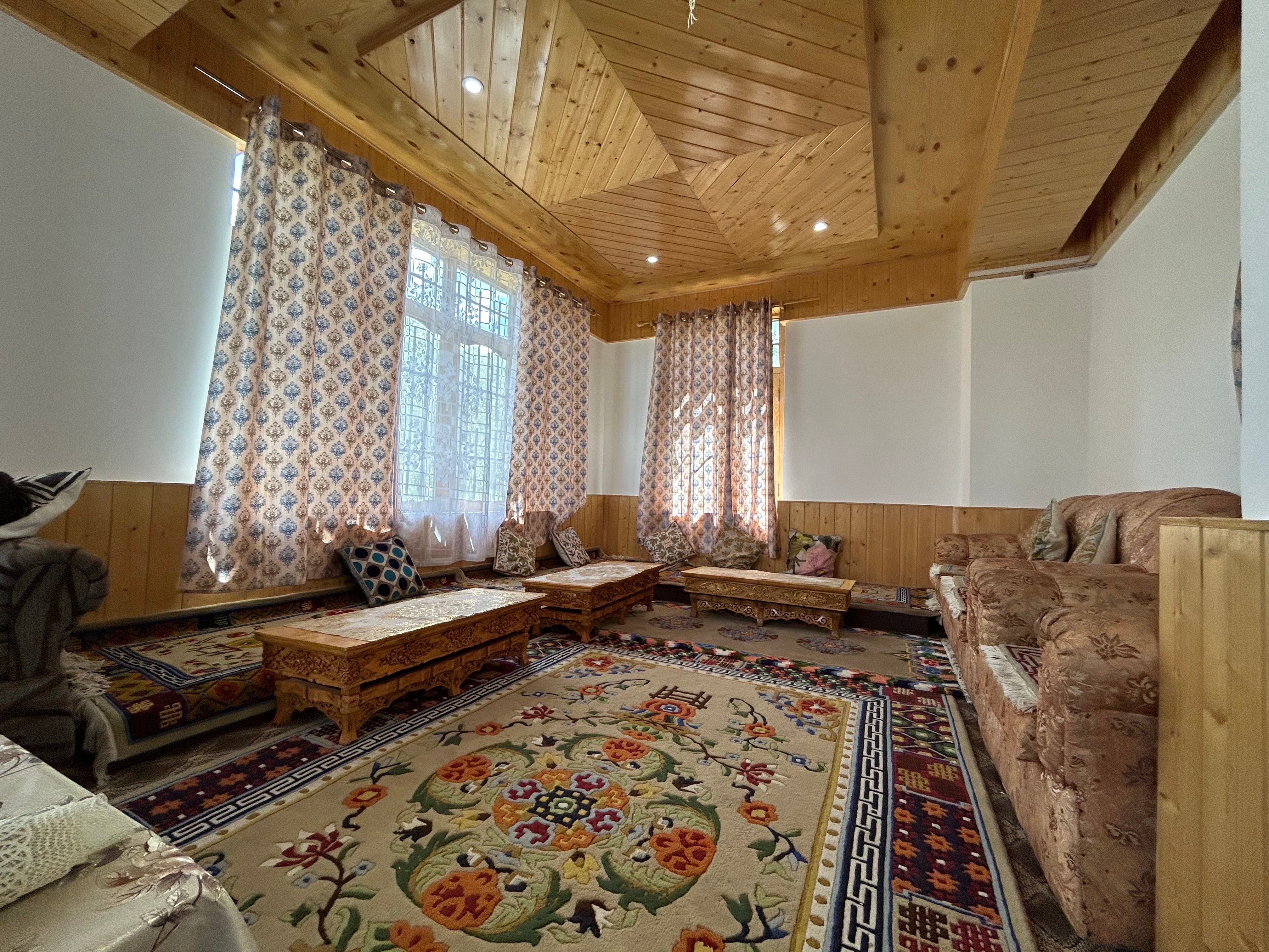 Nature Palace - Tap to explore photos