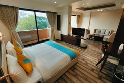 Hotel Cypress