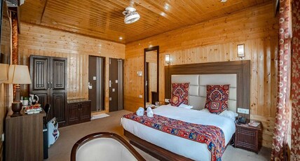 Palette Hotel Regency Valley View Pahalgam By CheckIn Room Type - Super Deluxe Room