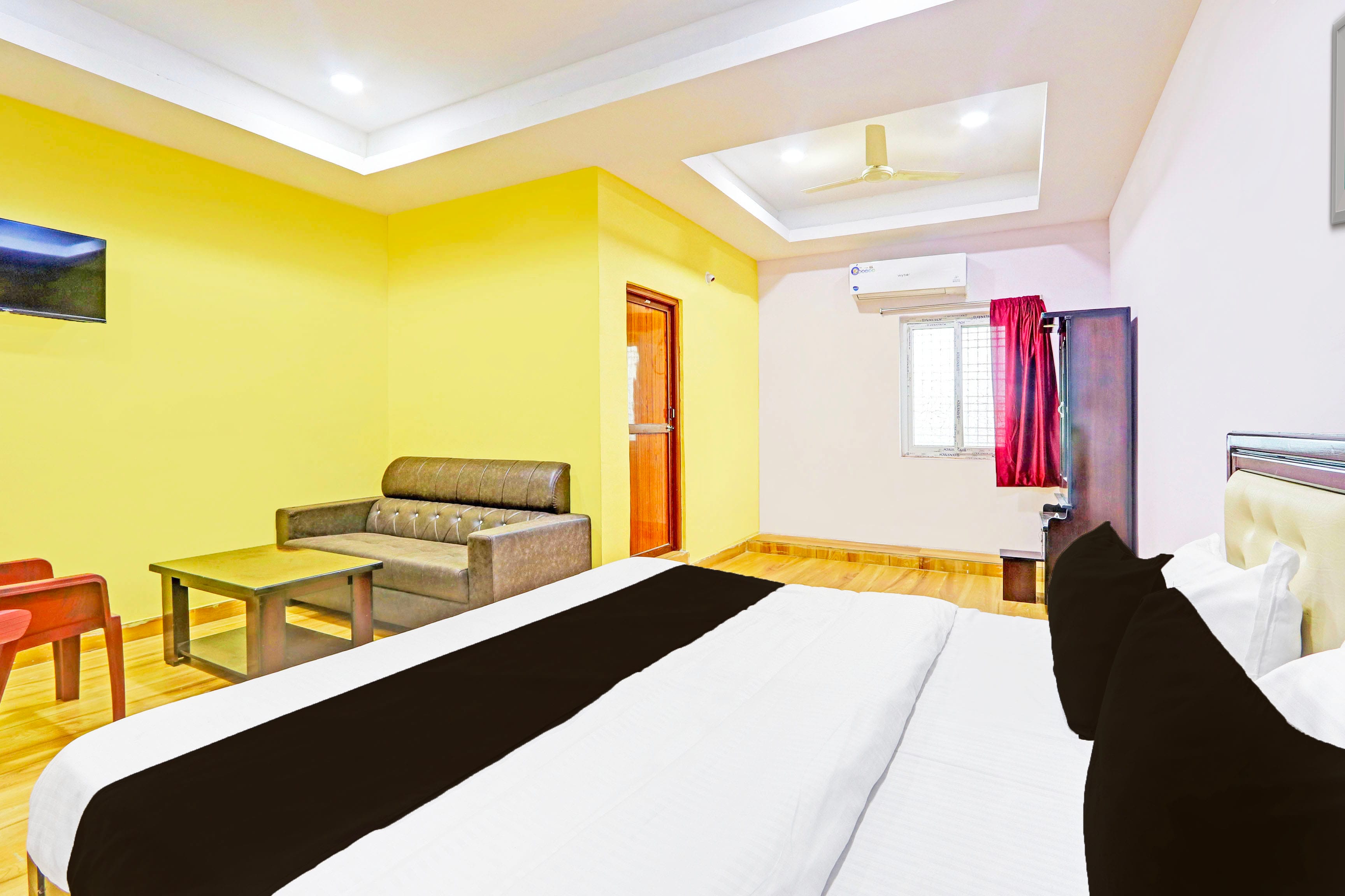 Hotel O Nandhi Inn - Tap to explore photos