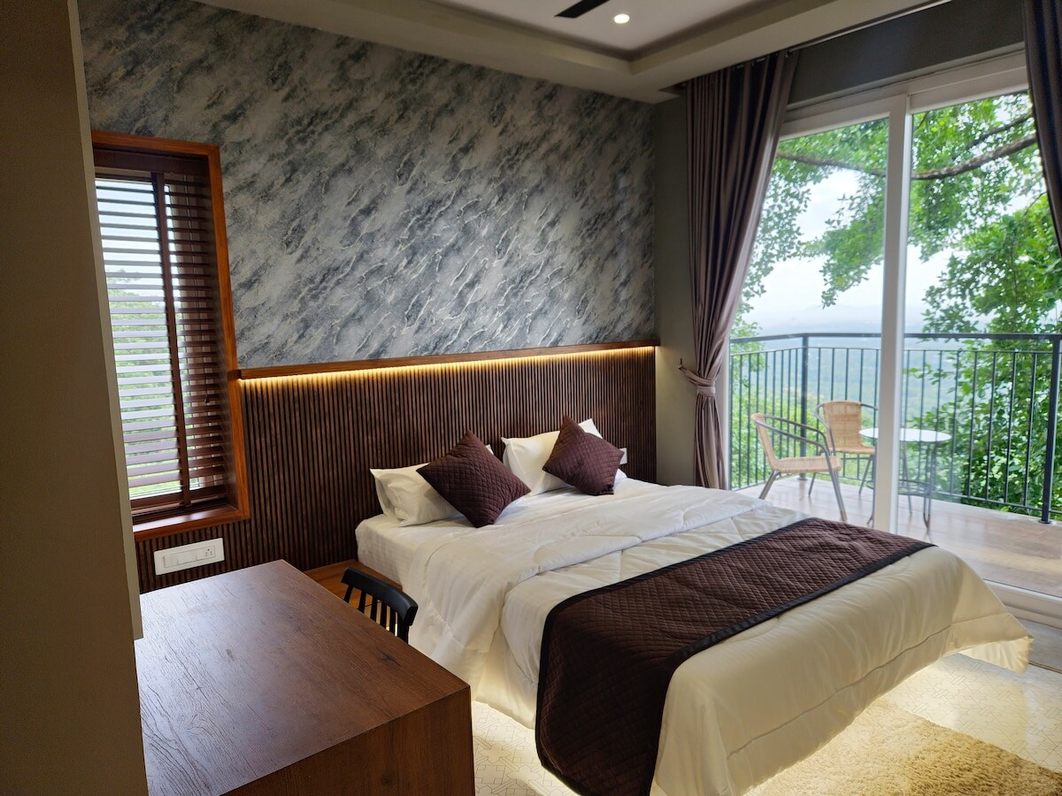 Zenith Twilight | 2BHK Villa with Cliff-View - Tap to explore photos