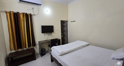 GANGA YAMUNA VIEW Room Type - Standard King Room