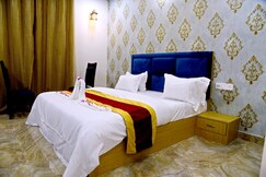 White House Resort