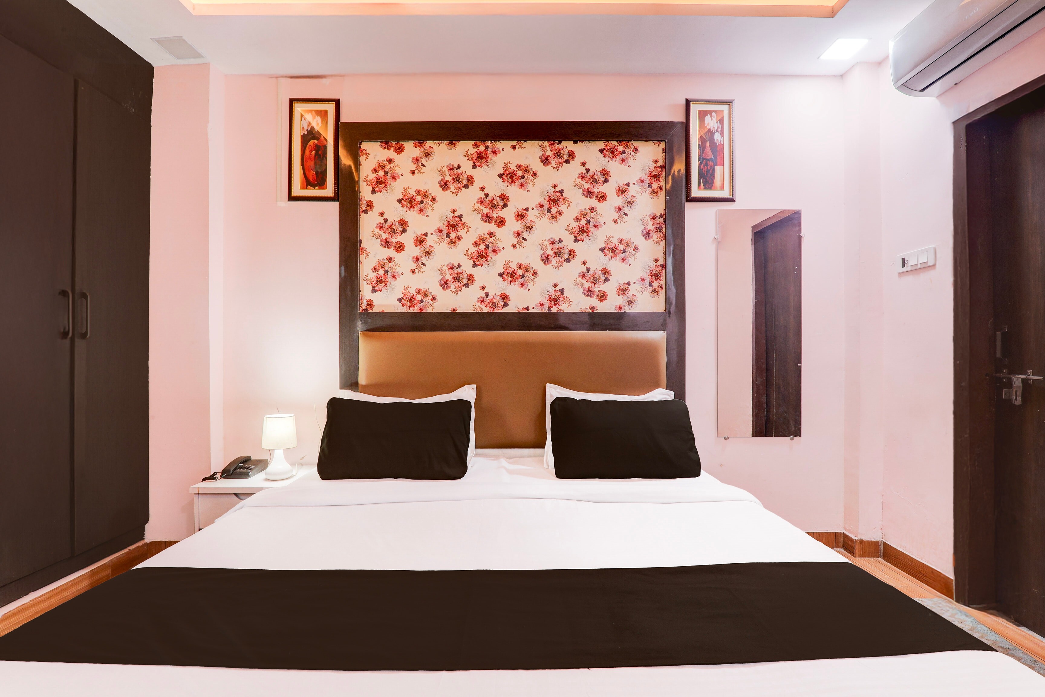 Hotel O BBD Lucknow Formerly 7th Heaven - Tap to explore photos