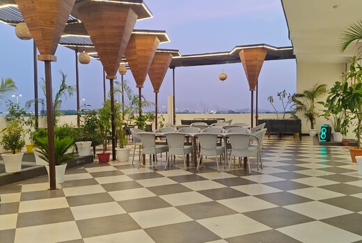 Hotel Aroma & Banquet
