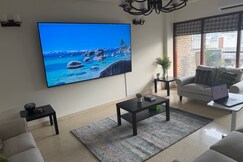 Spacious 3BR 100 LED TV Lift Balcony Garden