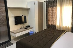 HOTEL HARI VITTHALA PALACE LODGING