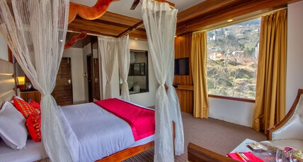 Apple Bud Chalet (All Rooms with Hot and Cold AC) Room Type - Honeymoon Suite (With Private Balcony and Valley View)