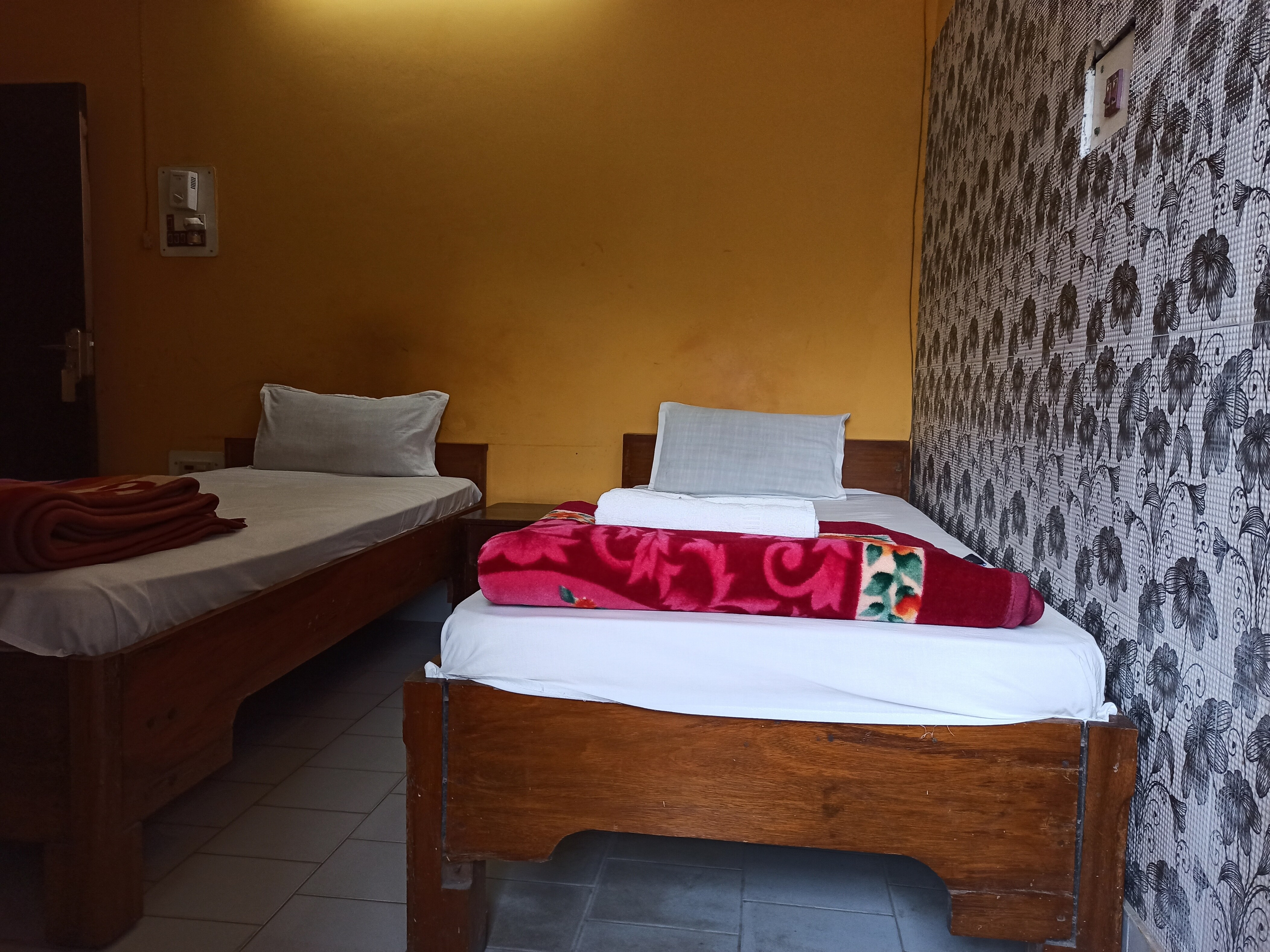 Hotel Aane - Tap to explore photos