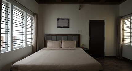Sliceinn Cocoa - Whitefield, Bangalore Room Type - Master Bed - 201