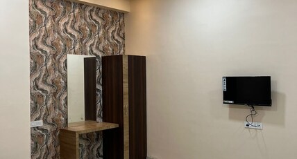 HOTEL GB CLUB Room Type - DELUXE ROOM