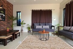 The Woods Villa Dapoli