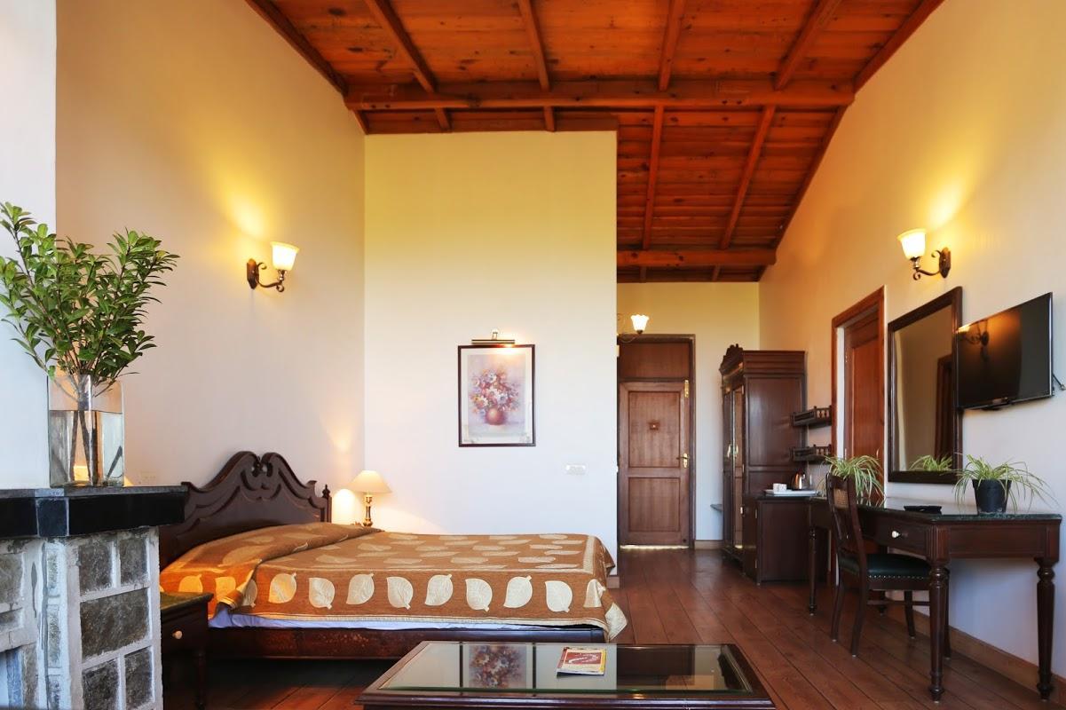 WelcomHeritage Windsor Lodge - Tap to explore photos