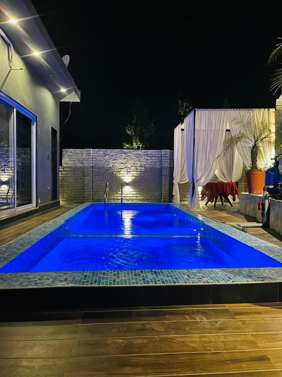 Dheergarh Villa |Entire Villa with Private Pool - Tap to explore photos