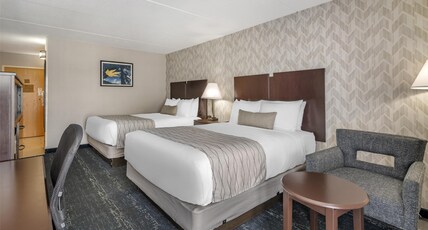 Best Western Plus Keene Hotel Room Type - 2 Queen Beds, Non-Smoking, Microwave And Refrigerator, Wi-Fi, Full Breakfast Best Western Plus Keene Hotel Room Type - 2 Queen Beds, Non-Smoking, Microwave And Refrigerator, Wi-Fi, Full Breakfast