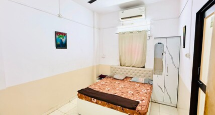 Hotel Sairaj Lodge Room Type - Deluxe Room with Air Conditioning Hotel Sairaj Lodge Room Type - Deluxe Room with Air Conditioning