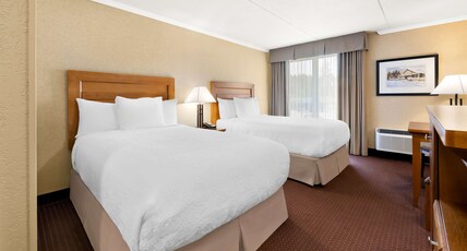 Best Western Plus Nor'wester Hotel & Conference Centre Room Type - 2 Queen Beds, Non-Smoking, Second Floor, Balcony, Wi-Fi, Full Breakfast