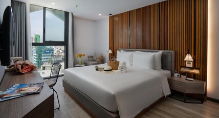 Haian Riverfront Hotel Da Nang Room Type - Deluxe Riverview Double