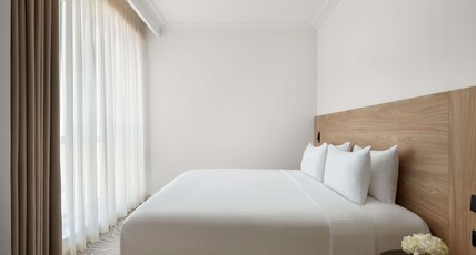 Movenpick Hotel & Residences Hajar Tower Makkah Room Type - Superior suite city view with king bed